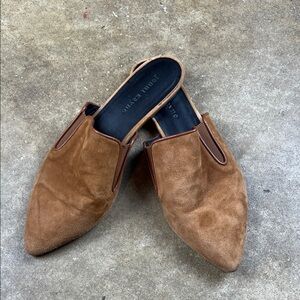 Jenni Kayne Suede Mules in Brown
Size: 38 (7.5 - 8)